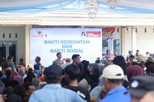 Polri Untuk Masyarakat : Polda Jatim Gelar Baksos dan Bakkes untuk Ribuan Warga di Nganjuk