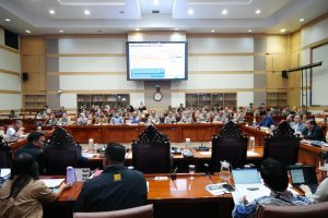 Ketua Komisi III DPR RI : Hasil Survei Litbang Kompas Jadi Motivasi Polri Tingkatkan Pelayanan kepada Masyarakat