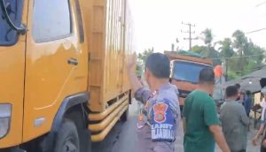 Polisi dan Warga Berhasil Hentikan Truk Rem Blong, Cegah Korban Jiwa di Tulang Bawang